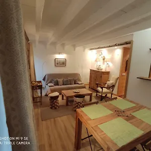 Apartment Chez Rosine, Saint-Sauveur-sur-Tinée